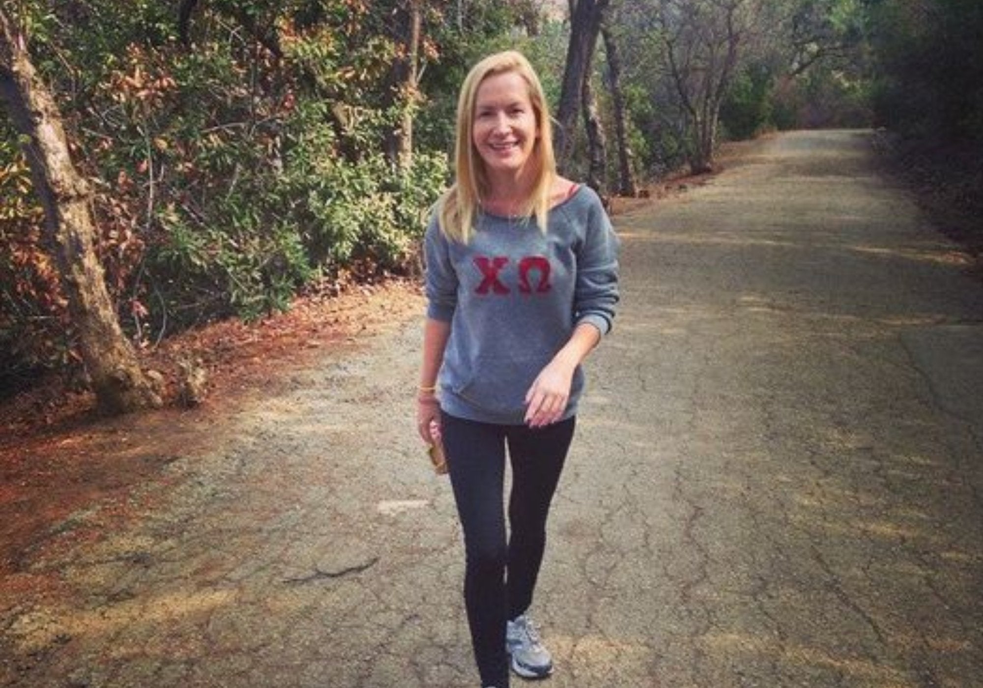 Angela Kinsey, Chi Omega | mazi + zo sorority jewelry