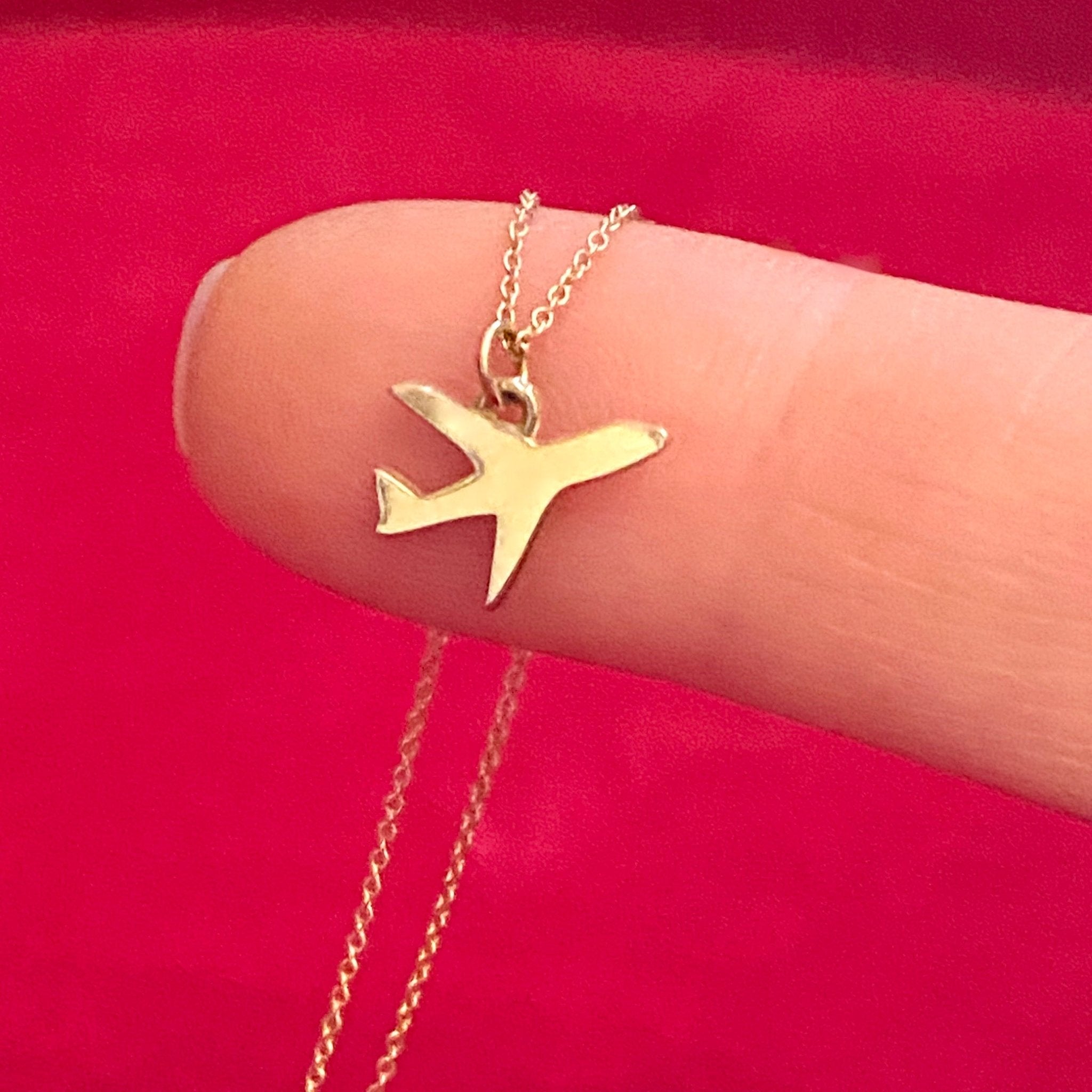 14k Gold Airplane Necklace | mazi + zo