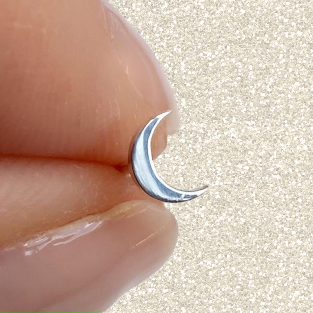Sterling Silver Crescent Moon Earrings | mazi + zo jewelry
