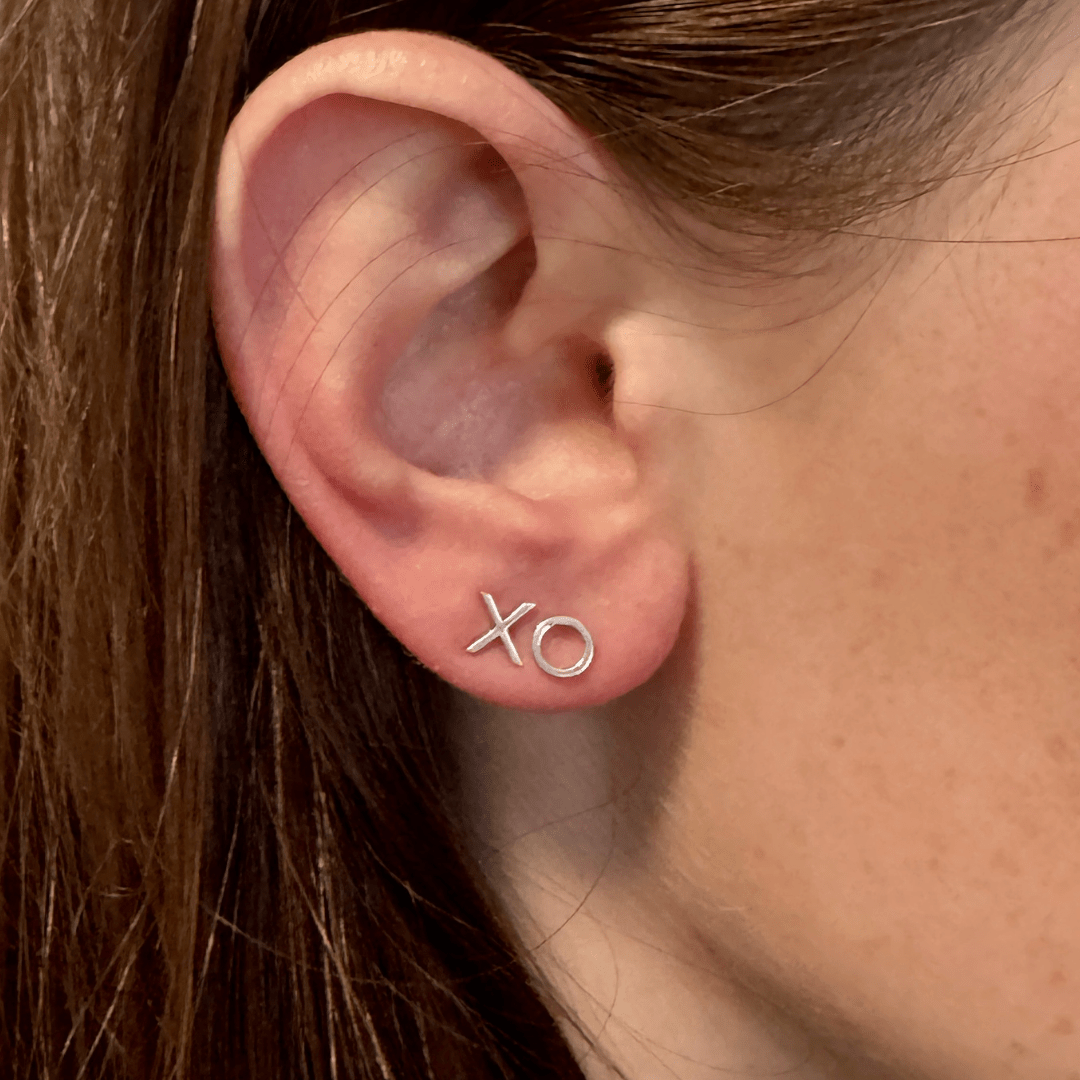 XO Earrings in Sterling Silver