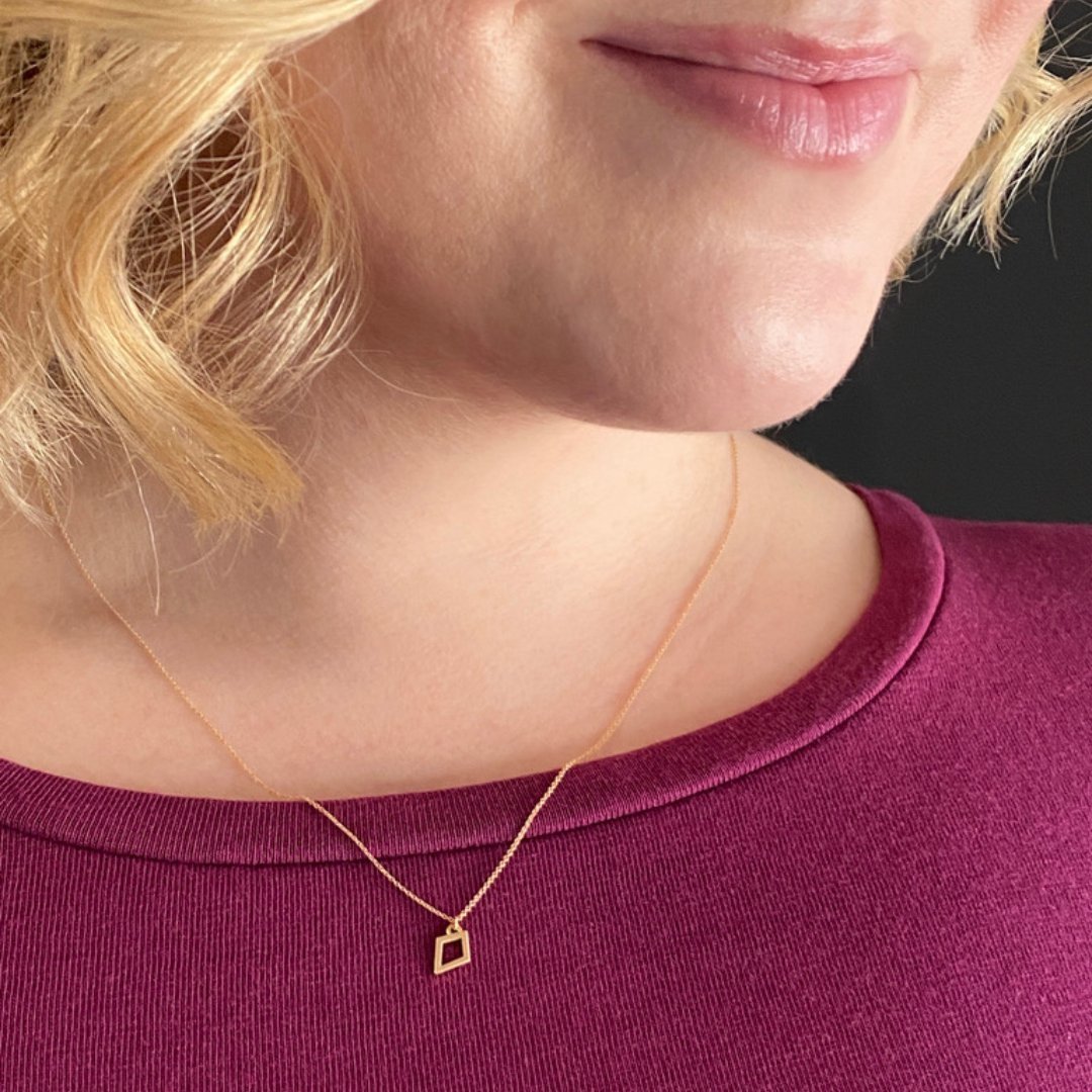 14k Gold Theta Kite Necklace | Kappa Alpha Theta | mazi + zo sorority jewelry
