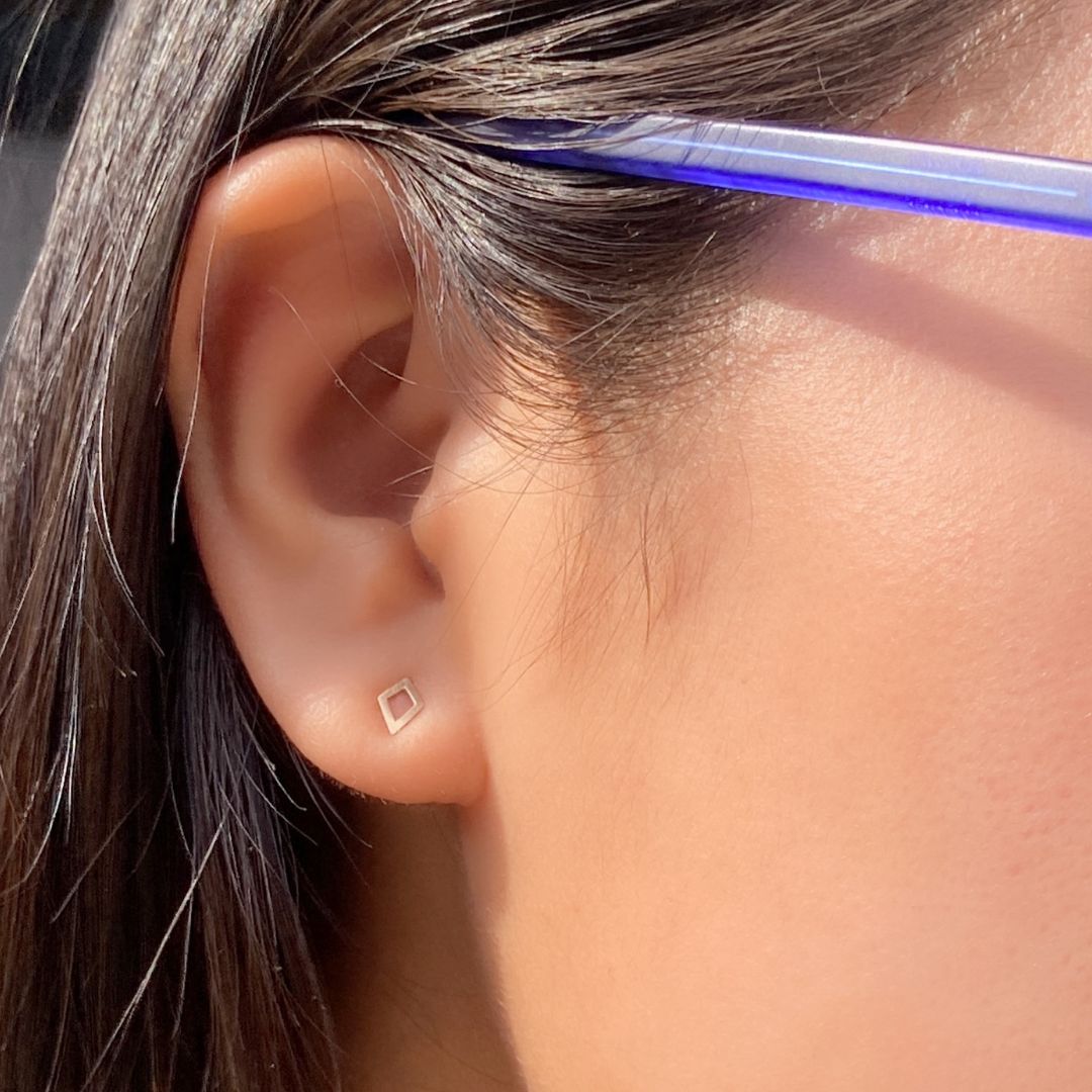 14k Gold Kappa Alpha Theta Kite Earring | mazi + zo sorority jewelry