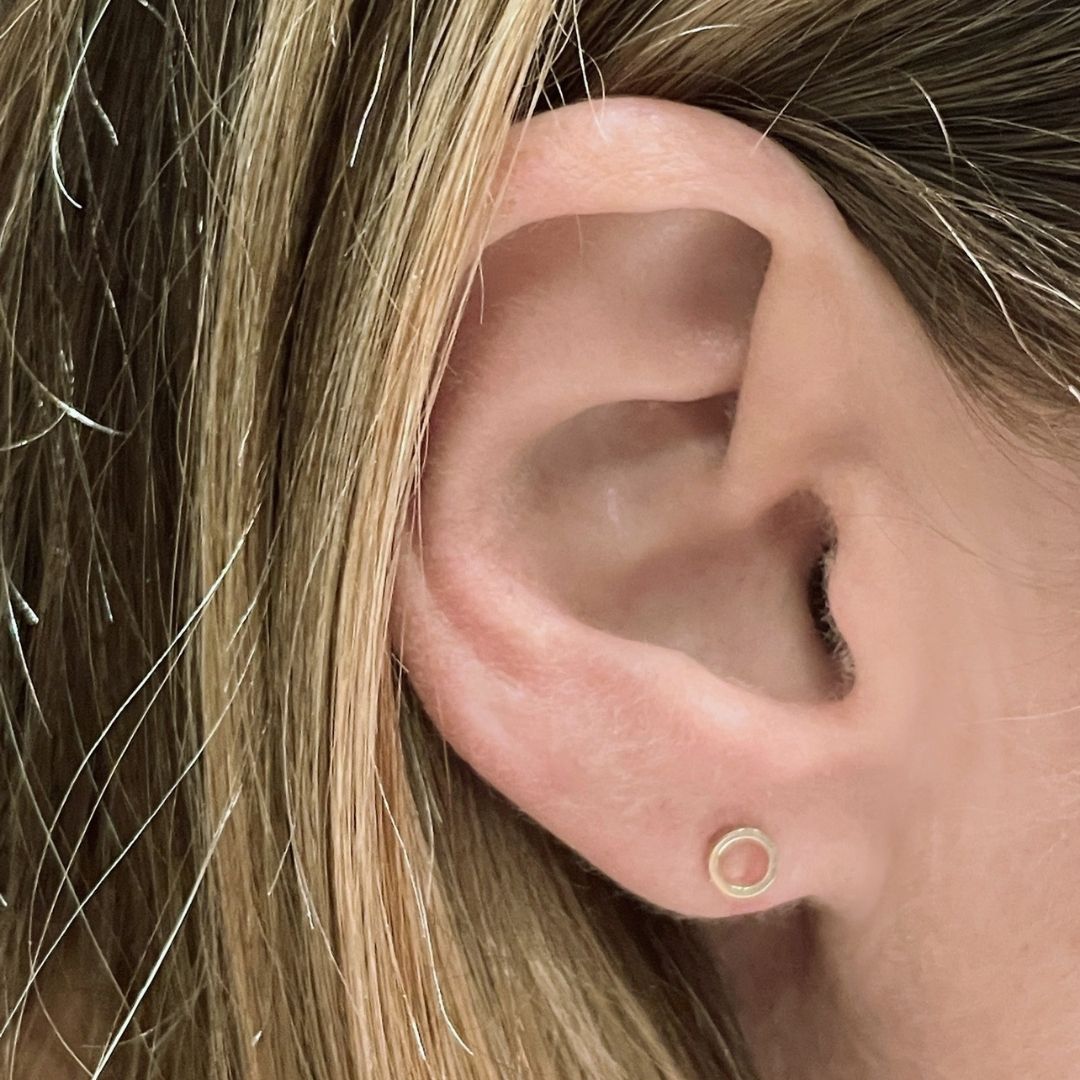 14k Gold Circle Earring | mazi + zo jewelry