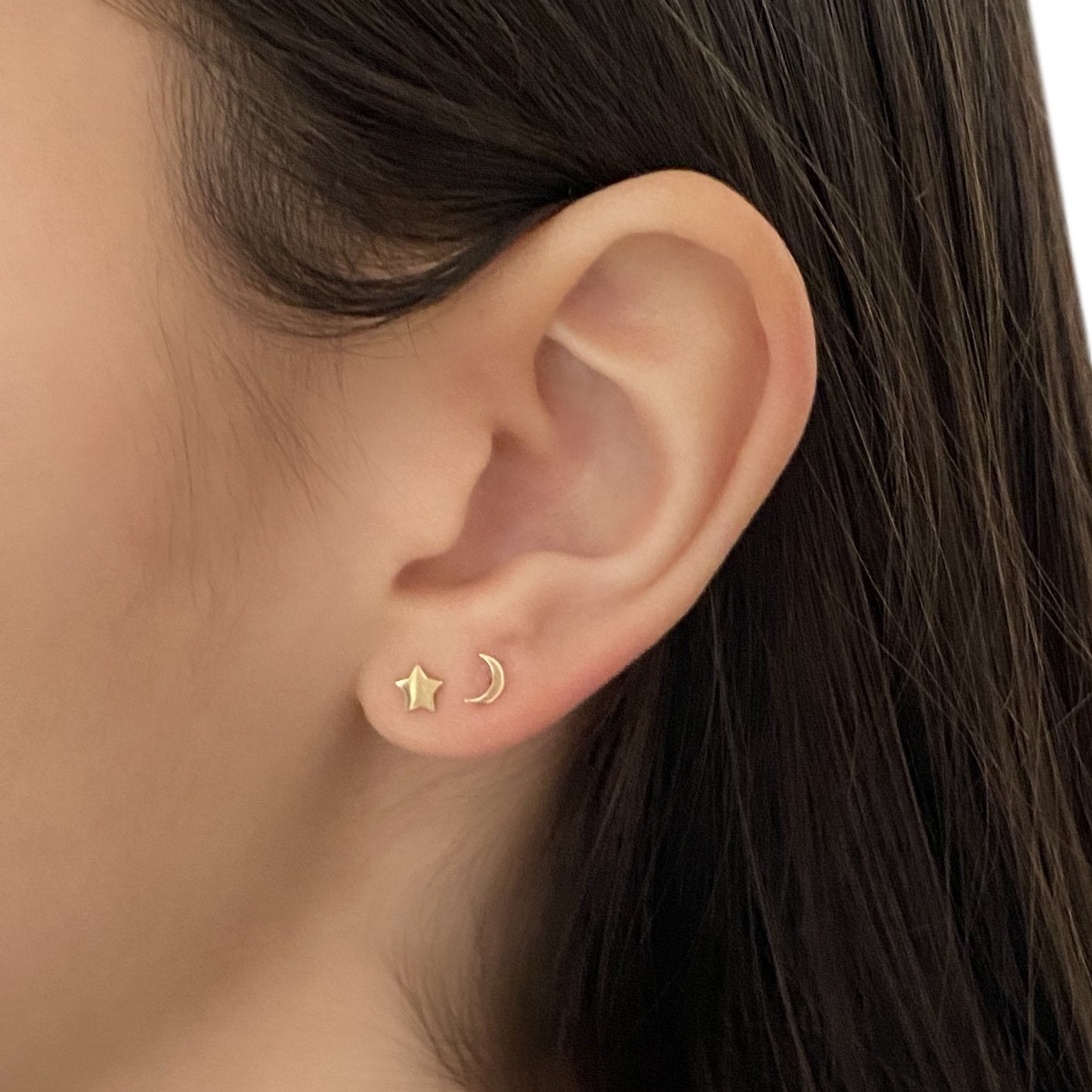 14k Gold Crescent Moon Earrings | mazi + zo jewelry