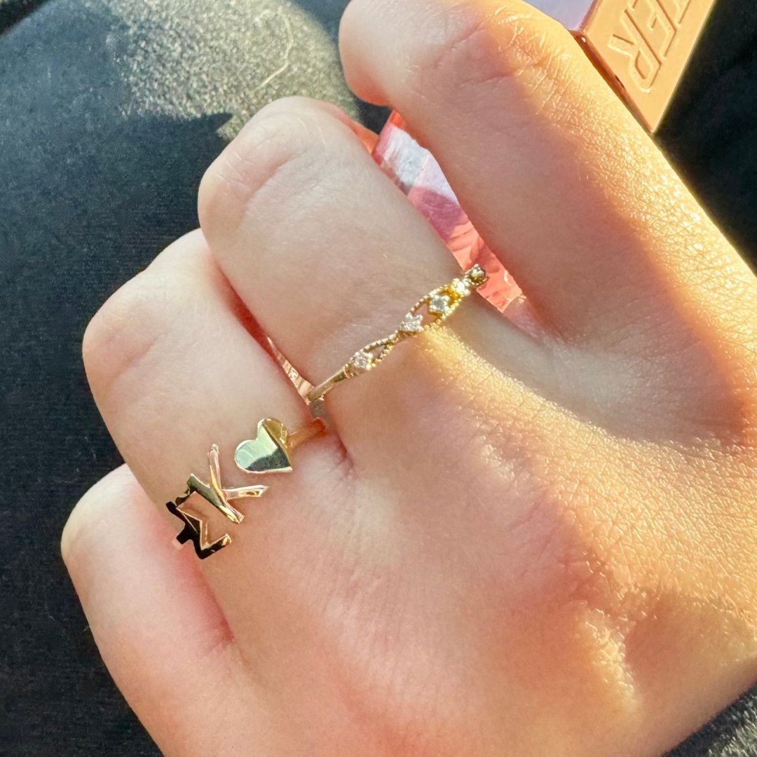 14k Gold Sigma Kappa (SigKap) ring | mazi + zo sorority jewelry