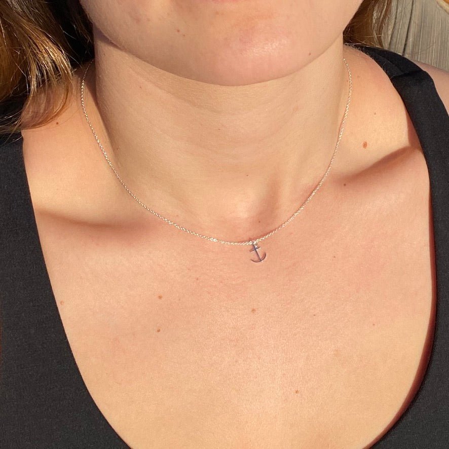 Sterling Silver Delta Gamma Anchor necklace | mazi + zo sorority jewelry