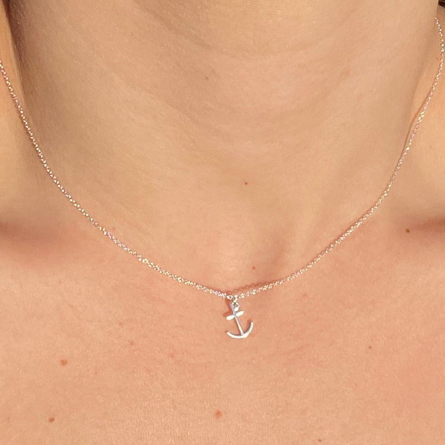 Sterling Silver Delta Gamma Anchor necklace | mazi + zo sorority jewelry