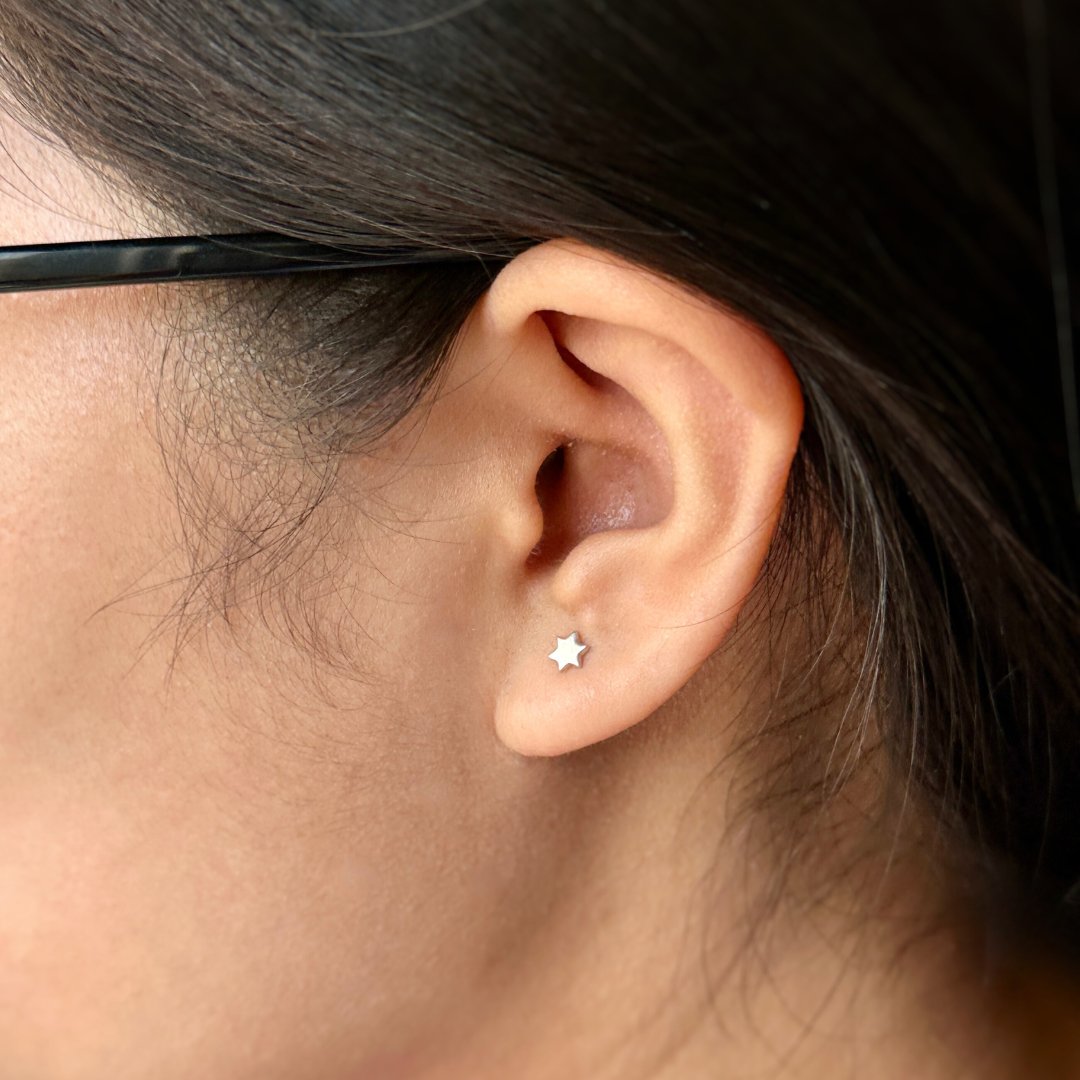 Sterling Silver Jewish Star Earrings | mazi + zo jewelry