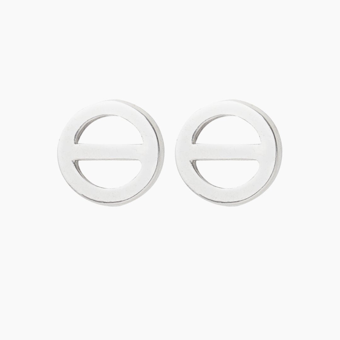 Sterling Silver Theta Earrings | mazi + zo sorority jewelry